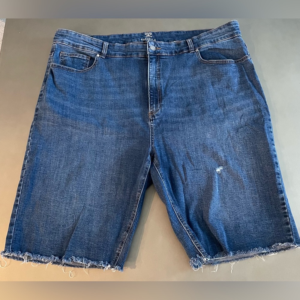 Casual Blue Denim Bermuda Shorts